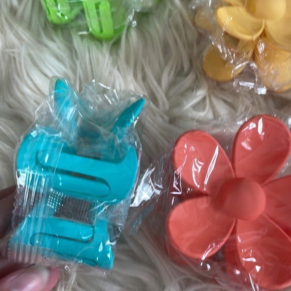 Trendy Y2K vibrant summer flower hair clip claw clip blue orange hair accessory - Picture 5 of 16